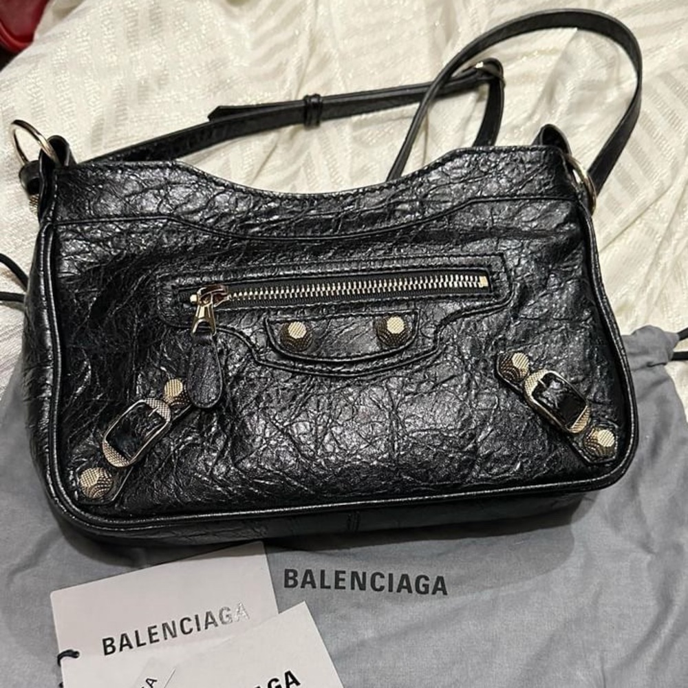 Balenciaga crossbody Sold
